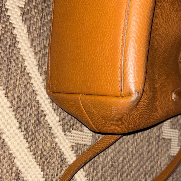 Madewell The Mini Shopper Tote in Soft Grain Pebbled Leather - Picture 5 of 9